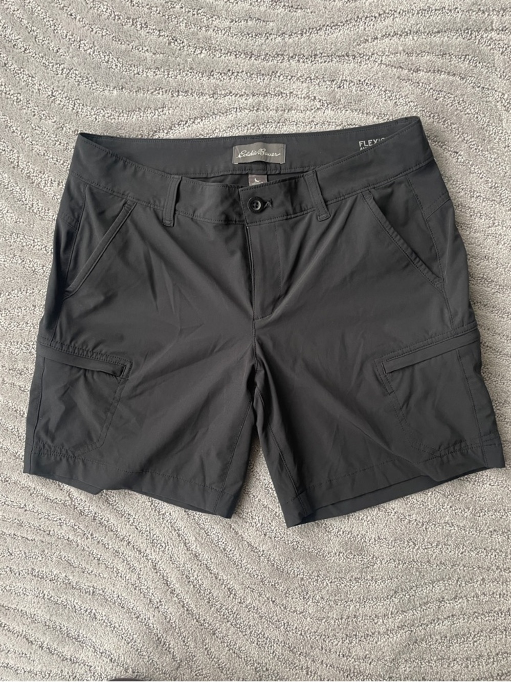 Eddie Bauer Women's Black Cargo Shorts Size 6